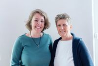 Architektin Sylvia C. Schuster und Bauingenieurin Petra Kirschgens, © Jörg Stanzick