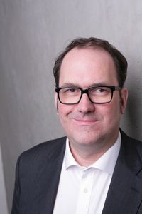 Prof. Dr.-Ing. Patrick Teuffel