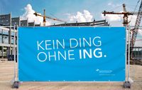 Bauzaun-Banner KEIN DING OHNE ING. KDOI ©Büro Grotesk